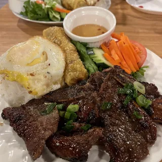 C4 Com Suon Bo Nuong Grilled Beef Short Ribs Rice Plate