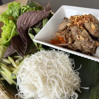 V8 Bun Cha Ha Noi Ha Noi Grilled Pork Meatballs Vermicelli