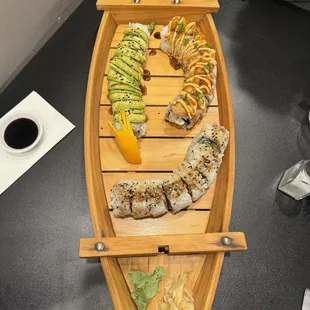 Dragon roll, shrimp tempura, and yummy yummy roll