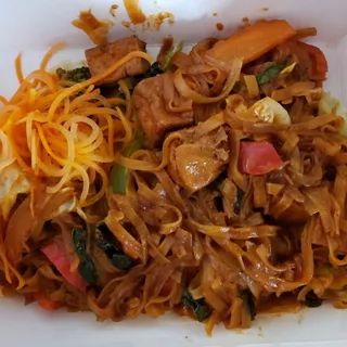 53. Pad Curry Kee-Mow Dinner