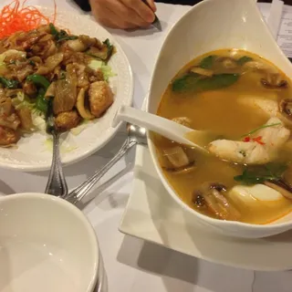 Tom Yum Soup Dinner