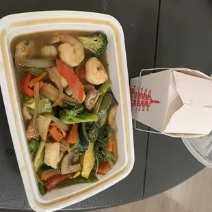Lotus House Seafood Delight