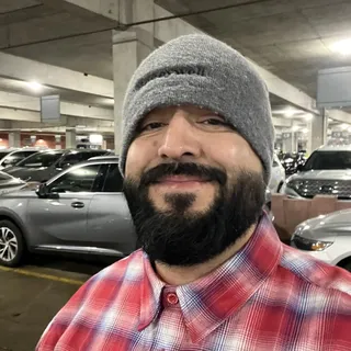 Mike M.