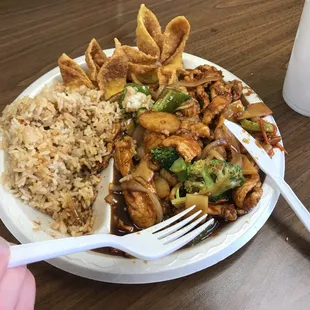 #14 Garlic Chicken, fried rice, crab rangoon