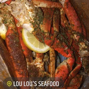 Snow crab leg and mussels combo