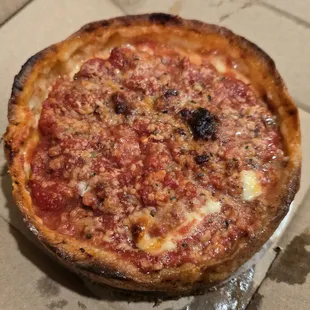 Malnati Chicago Classic (sausage and extra cheese) deep dish pizza