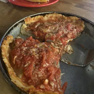 Express Personal Deep Dish Pizza Combo