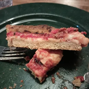 The low quality to expect now on a deep dish pizza tiny amounts of cheese! its all bread