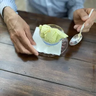 Sugar snap pea &amp; Meyer lemon curd ice cream, vanilla olive oil