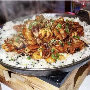 sirfried porkbelly w/baby octopus over toasted rice