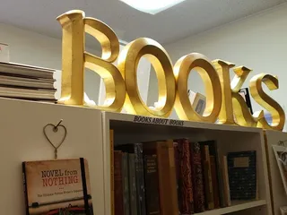 Black Dog Books
