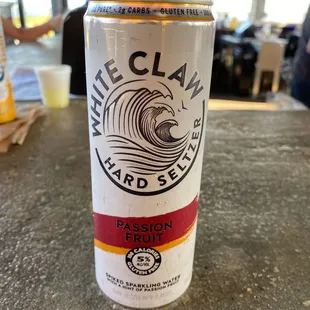 a can of white claw hard selt