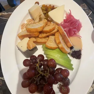 Artisan Cheese Plate