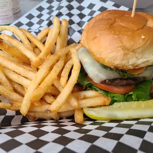 Sombrero burger with fries
