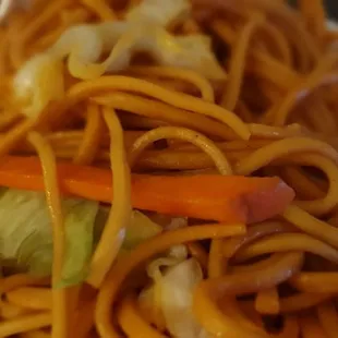 Chow main