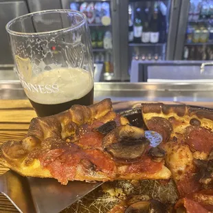 Pepperoni and mushroom well done pizza with half the Motz cheese... perfect!