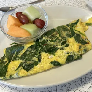 Spinach &amp; Feta Omelette w/fruit