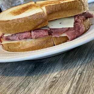 Corned Beef Sammy