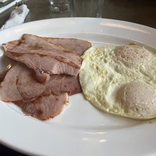 2 Eggs + Ham