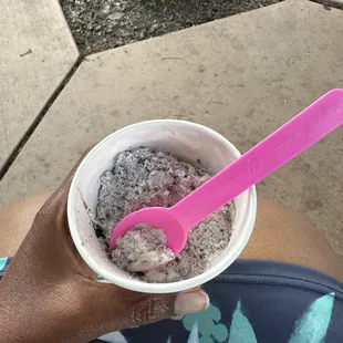 Vegan cookies and cream ice cream