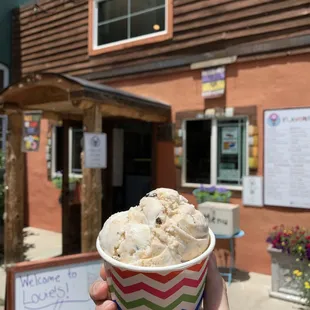 Samoan cookie and creamy praline ice cream flavors