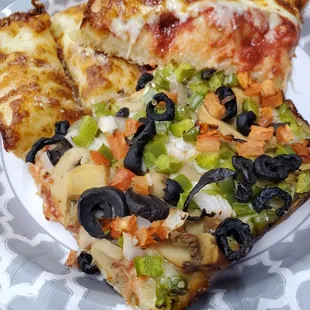 Louie&apos;s Pizza I brought home to eat from Work Appreciation Dinner. Veggie &amp; Cheese Only Pizza plus cheese bread + Delicious!   1/3/2025