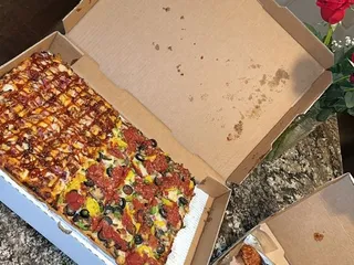 Oliver's Pizza