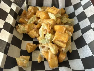 Ernie’s Midtown Pub