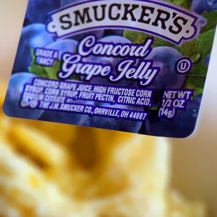 smucker&apos;s concord grape jelly