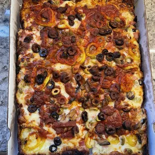 Detroit Style Pizza