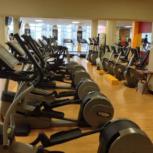 2013-05-23; Fogelman YMCA Fitness Area, Memphis TN