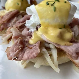 Eggs Benedict