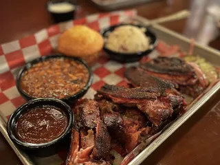 Famous Dave's - Long Beach