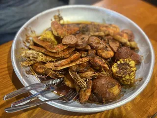 The Hen House Louisiana Fried Chicken