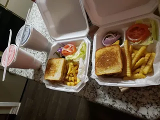 Ronnie's Catfish & More