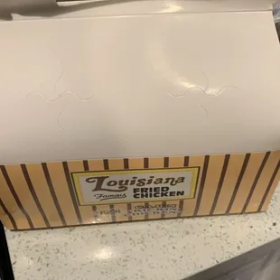 Fried Chicken Bucket To Go