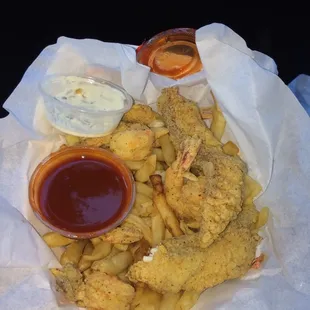 The catfish and shrimp were my favorite!