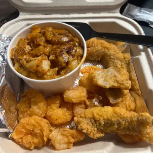 Fish and shrimp combo with Mac n cheese