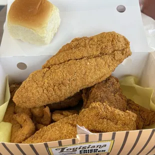 2 Chicken (Leg and Thigh), 2 Catfish Filet, 6 Shrimp with Roll and Drink Combo