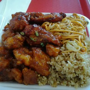 Yes, this is correct photo for this Lousiana Fried Chicken.