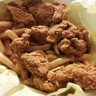 Chicken nuggets with fries
