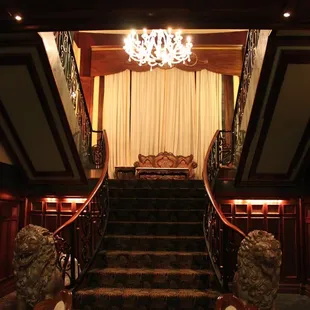 the staircase leading to the dining room
