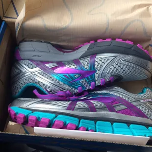 My (new) new glass slippers.  2nd time's the charm