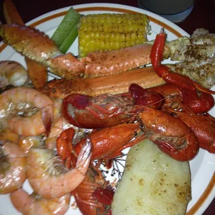 Crawfish, Shrimp, Snow Crab Legs, Corn on the Cob, Potato