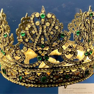1937 Mardi Gras Queen of Carnival crown worn by Jessie Wing Janvier - Made by LeBlanc-Granger &amp; Gutperle - Louisiana State Museum