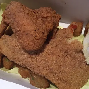 fried chicken and bread