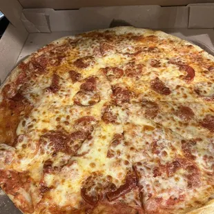Xl Pepperoni pizza