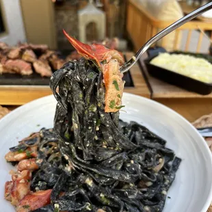 Lobster linguine