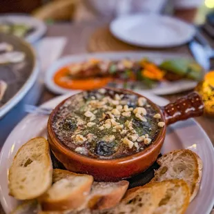 Escargot dip