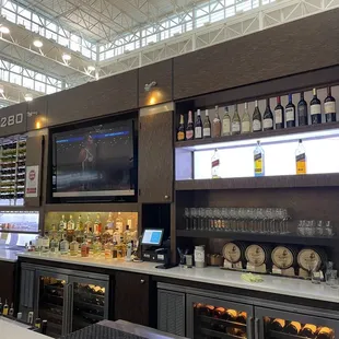 the bar area of a restaurant